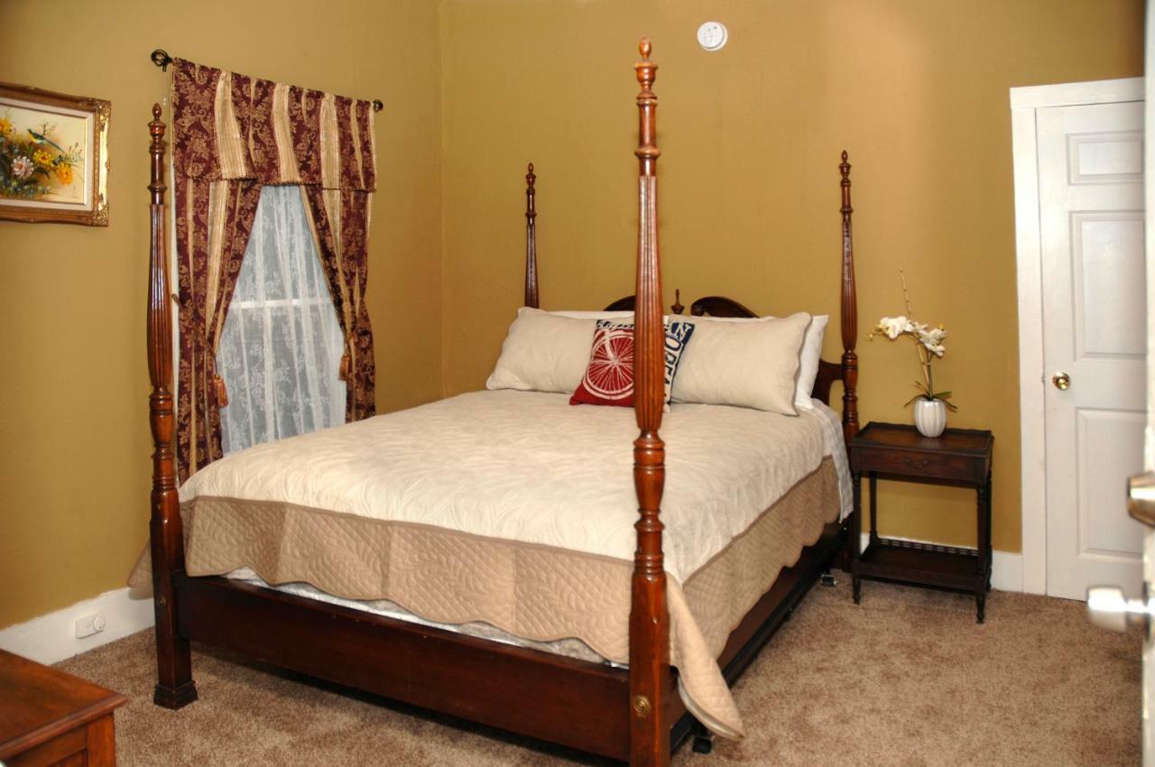 Historic Luxury Two Bedroom Apartment St. Augustine Buitenkant foto